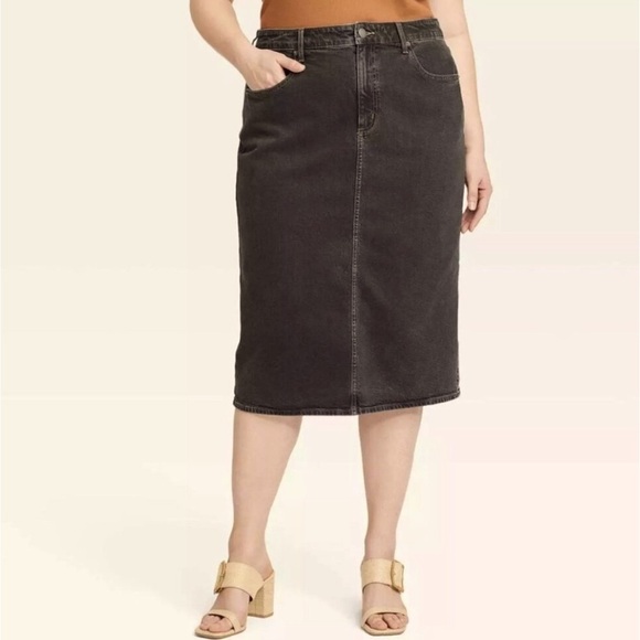 Universal Thread Midi High Rise Denim Skirt Black Wash Womenswear size 14 - Picture 1 of 11